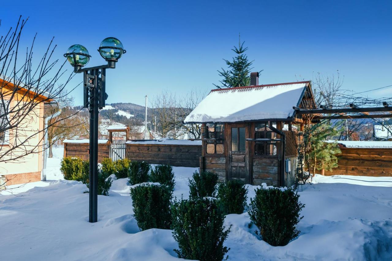 Krokus House Werchowyna Exterior foto